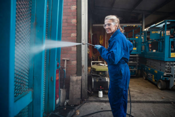 Best Pressure Washing Contractors  in Reading, MI